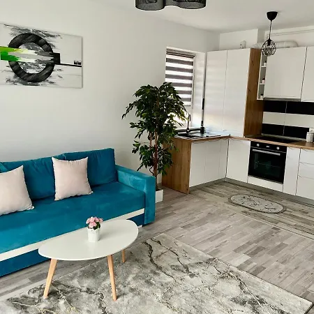 Royal Studio Apartment *