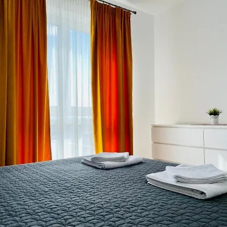Royal Studio Apartment *